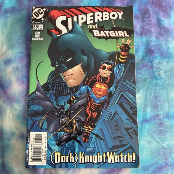 DC Comics Superboy and Batgirl - Picture 4 of 4